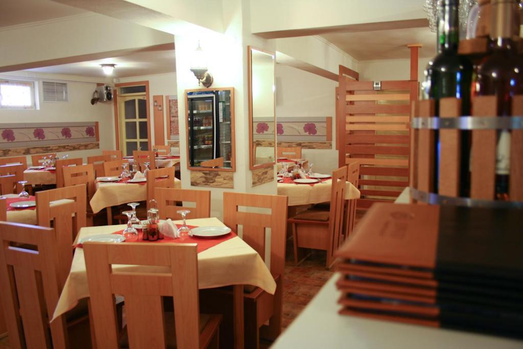 Pension Varadia Oradea Dış mekan fotoğraf